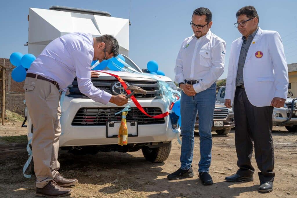 Ambulancia para el distrito de Humay